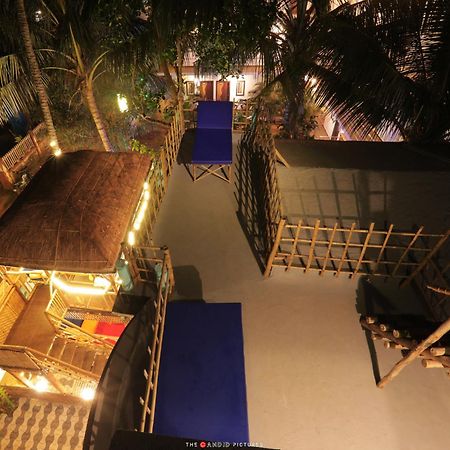 Tropical Wave Hostel Morjim Goa Kültér fotó