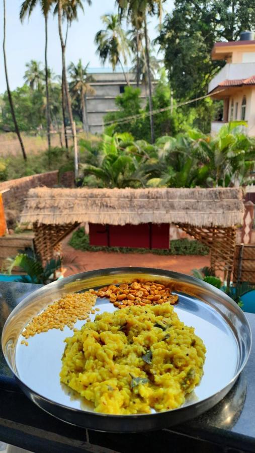 Tropical Wave Hostel Morjim Goa Kültér fotó