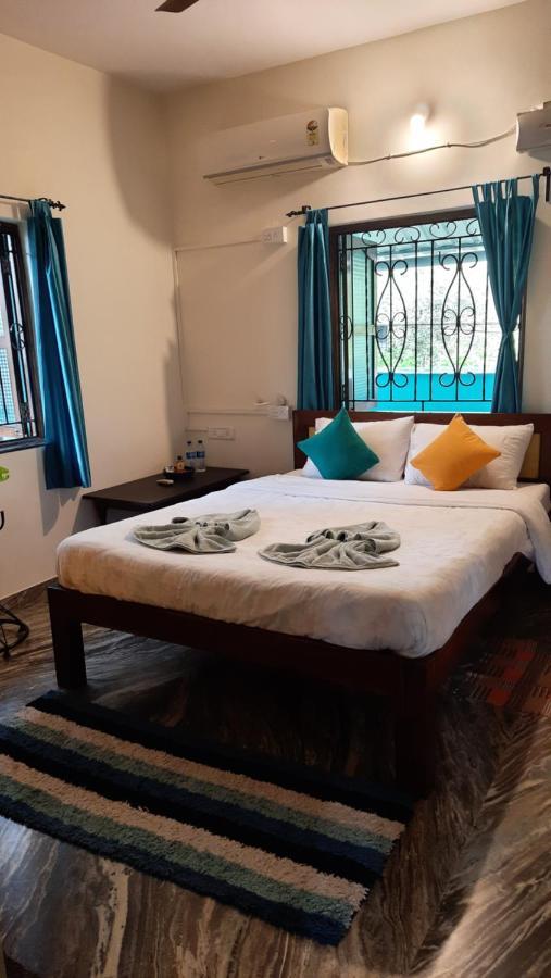 Tropical Wave Hostel Morjim Goa Kültér fotó