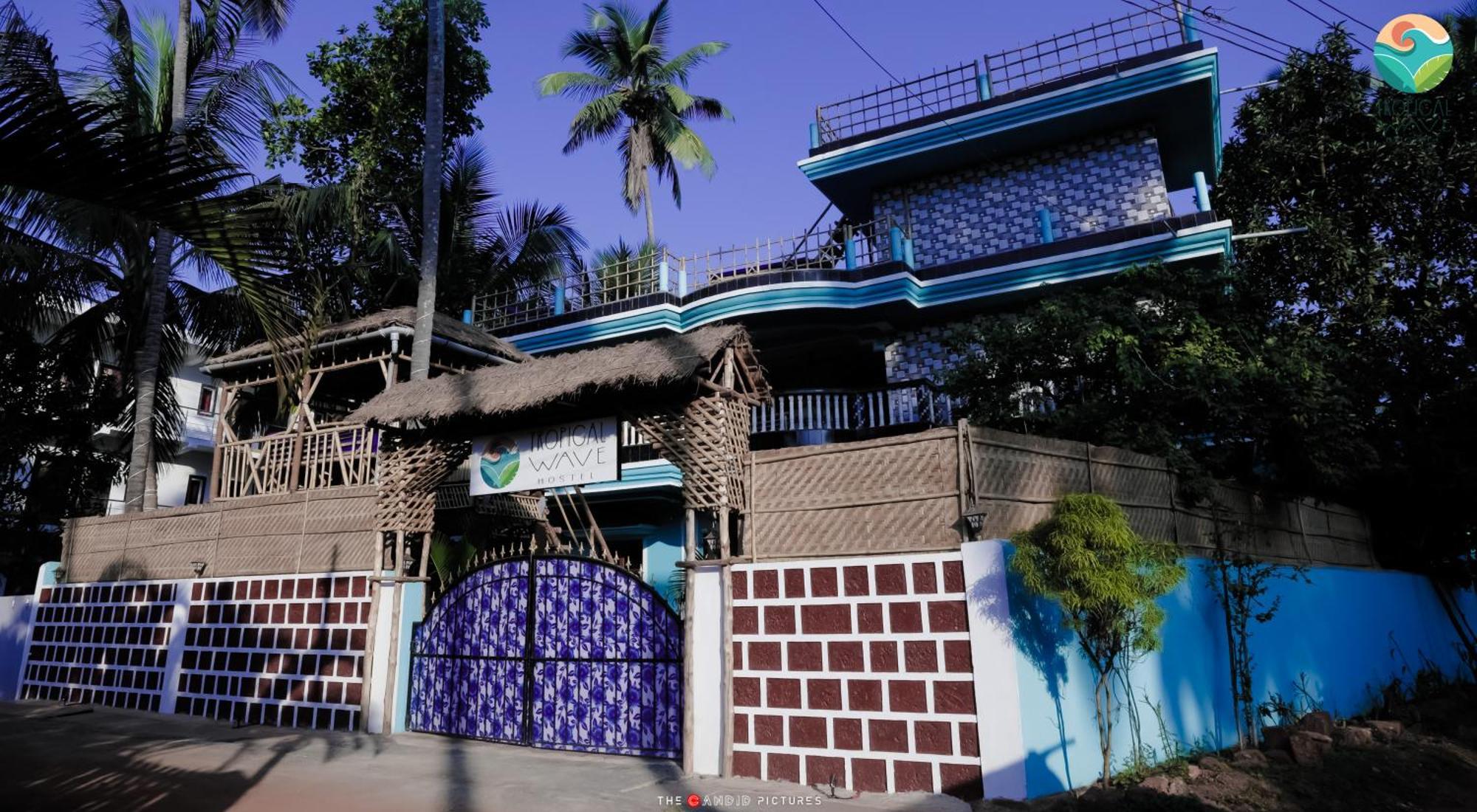Tropical Wave Hostel Morjim Goa Kültér fotó