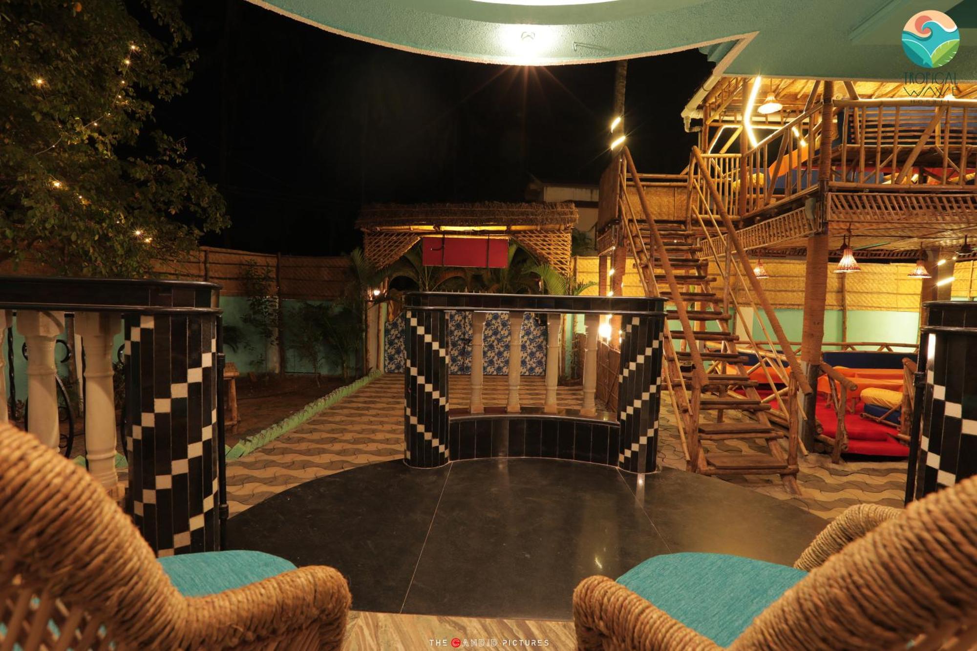 Tropical Wave Hostel Morjim Goa Kültér fotó